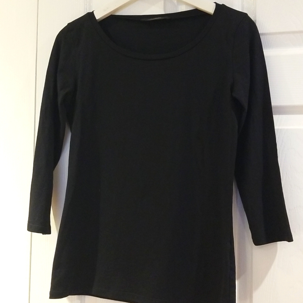 Weekend MaxMara pullover crew neck T- shirt in stretch viscase Jersey fabric